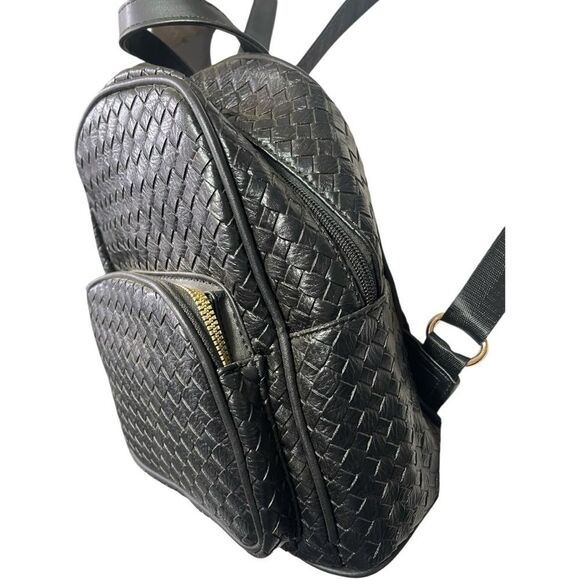 Fashion Design Black Quilted Backpack - Picture 7 of 10